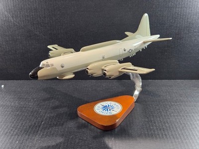 EP-3E Orion Mahoghany Model Airplane
