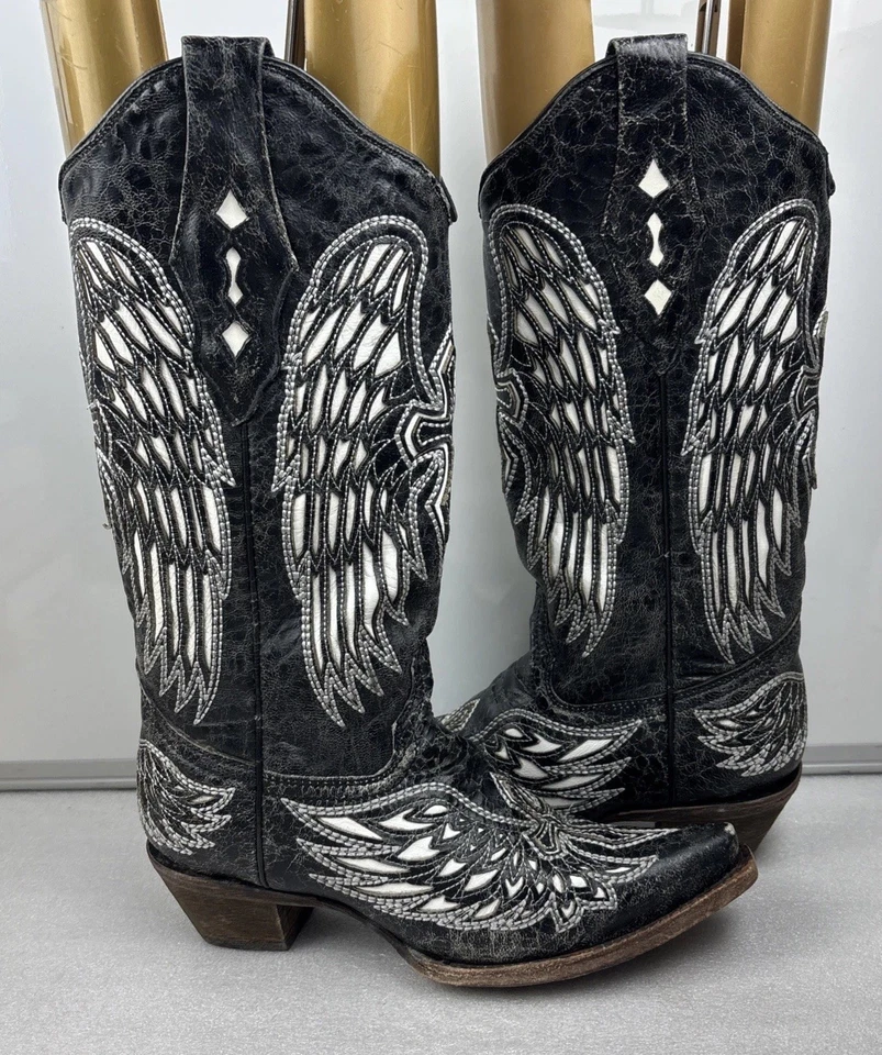 Corral Black/white Distressed Leather Pointed Toe Cowgirl Boots Womens Size 6.5M - Image 2 of 4