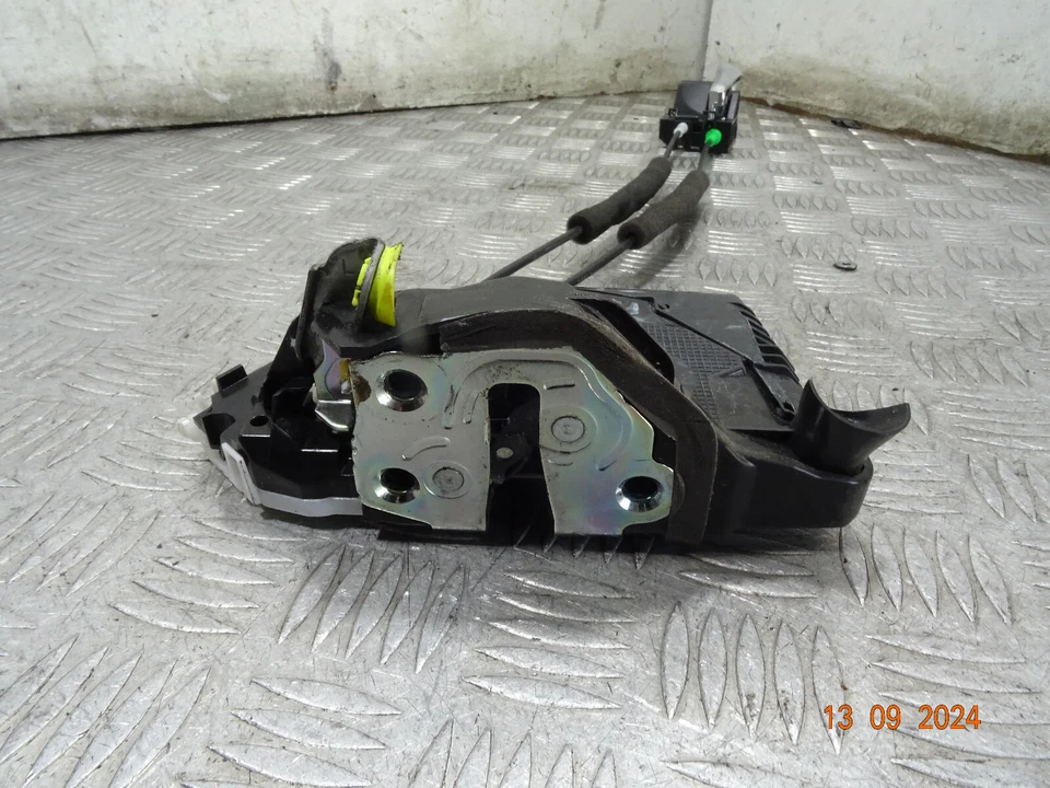 2017 TOYOTA PRIUS HYBRID 5 DRS HATCH FRONT LEFT DOOR LOCK & LINKAGE HANDLE *4978 - Image 2 of 4