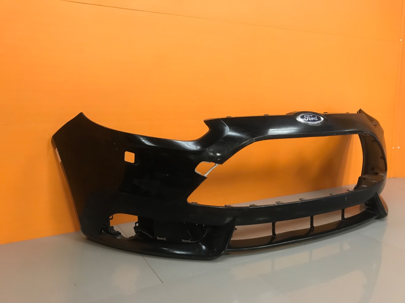 +Ford focus st 2011- 14 genuine FRONT BUMPER each - Image 11