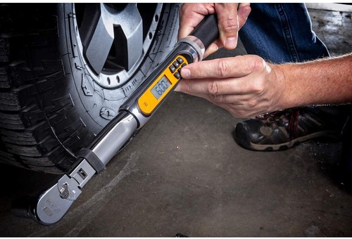 3 8 Drive Electronic Torque Wrench with Angle Measurement and LCD Display - Picture 9 of 15