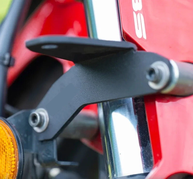 Montaje de luz antiniebla apto para HONDA CB300R Foto 2 de 3