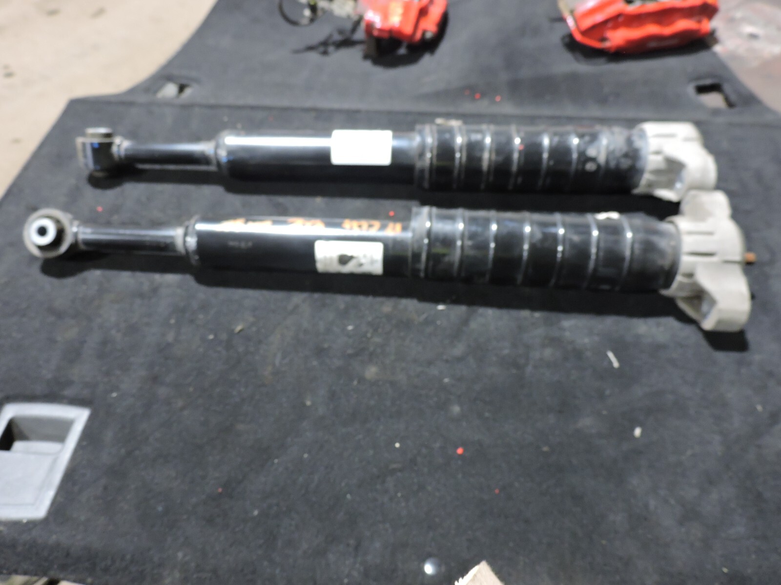 2014-17 MASERATI GHIBLI REAR DRIVER SHOCK ABSORBER STRUT 06701014450