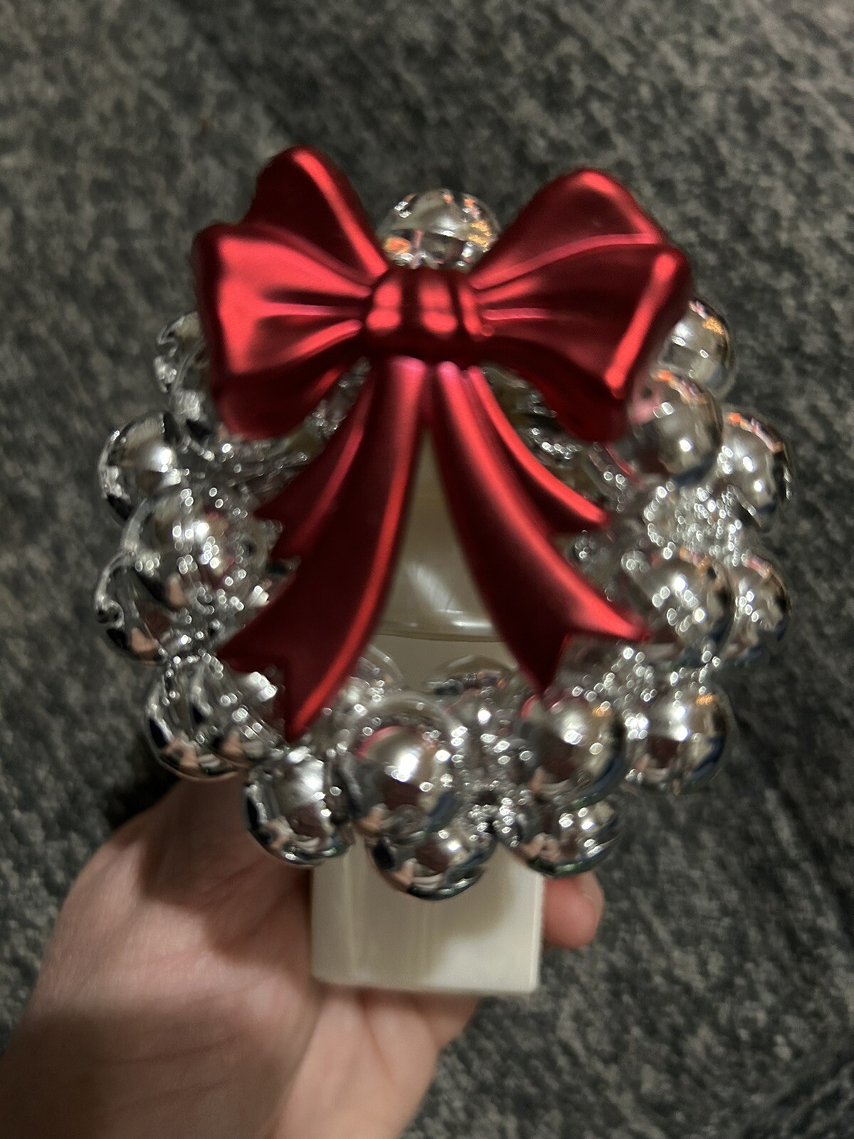 Bath & Body Works Silver Wreath Christmas Wallflower Plug In with Red Bow-image