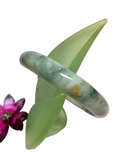 Hetian jade from Ruoqiang, 田玉新疆若羌黄口天 Certified HeTian RuoQiang Yellow Jade Bracelet – 13mm (和田若羌