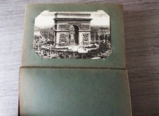 lot de 31 cartes postales anciennes des fètes de la victoire DANS ALBUM