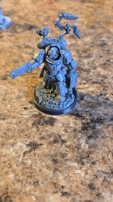Games Workshop Warhammer 40000 Space Marines Primaris Apothecary Biologis Gravis
