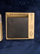 New In Box Stone Mountain Men's Genuine Leather Trifold Wallet Classic Black $50