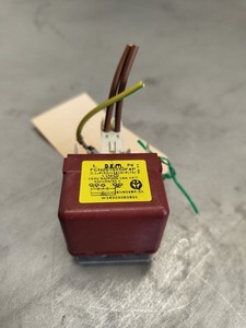 Bauknecht TKY71L Trockner Kondensator EntstörfilterD.E.M. W16003082802 #51695