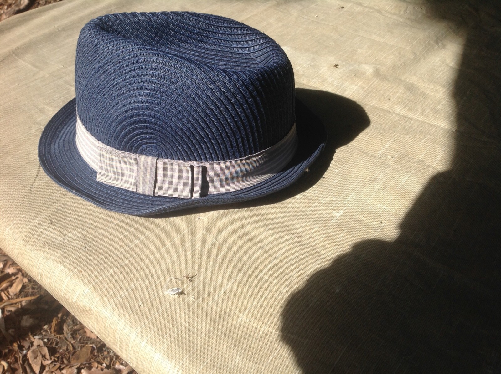 Picture 1 of 2