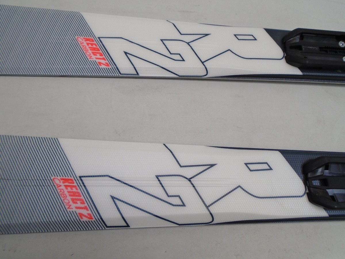 ROSSINOL REACT 2 R2 CARBON ALPINE SKIS WHITE / BLACK 170CM ROSSINOL REACT 2 R2 CARBON ALPINE SKIS WHITE / BLACK 170CM