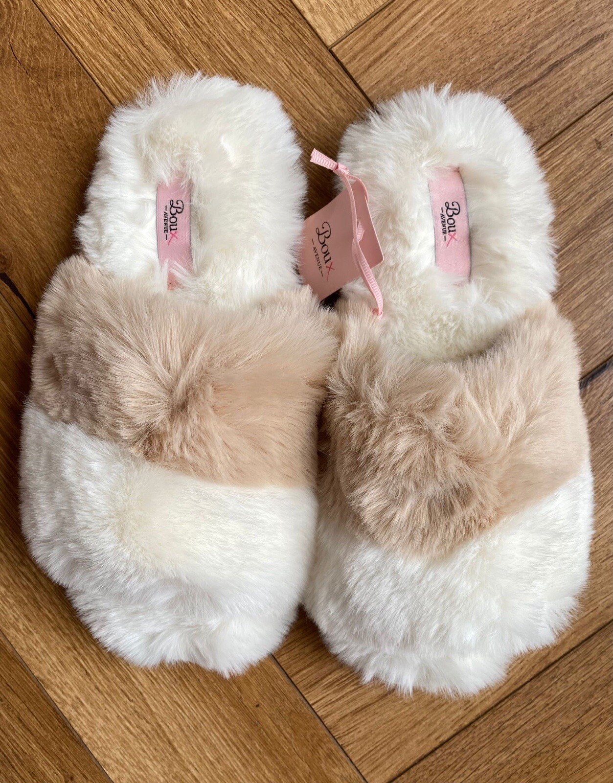 SAOLA Pantofole Boux Avenue bianche e beige soffici punta aperta suola in gomma nuove con etichette regalo 5 6 UK