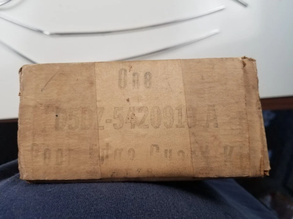 Kit de protección de borde de puerta OEM Ford D5DZ-5420910-A Foto 3 de 3