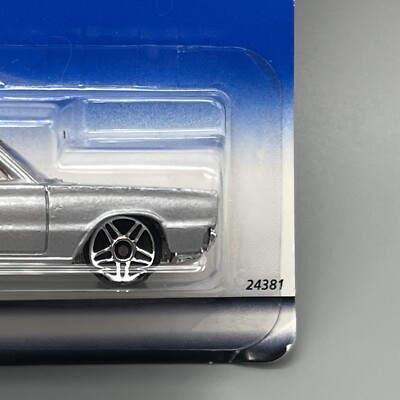 Hot Wheels 2000 First Editions '67 Dodge Charger Silver Free