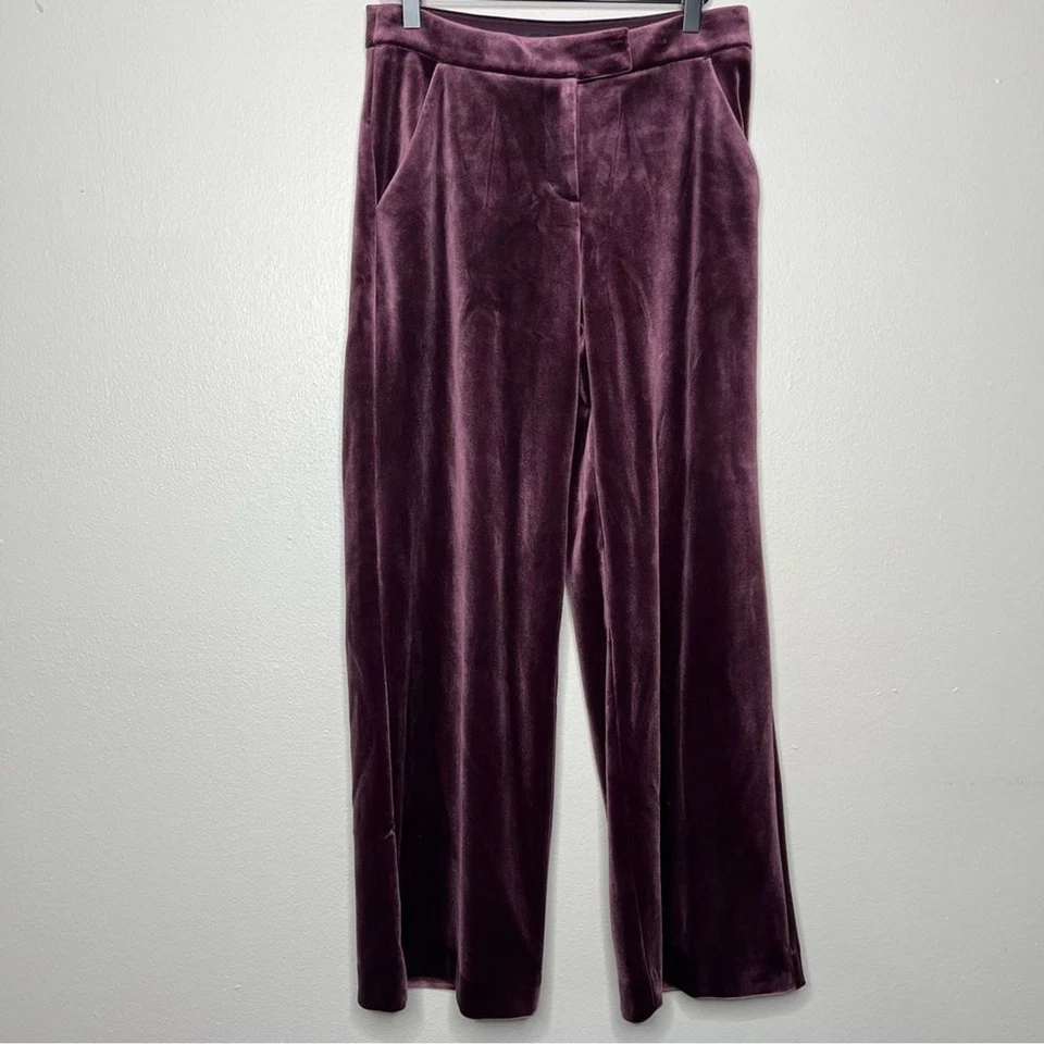 NEW Express Women Pants 2 Short Editor Mid Rise Velvet Relaxed Trouser Office - Image 2 of 4