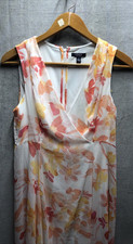 Chaps Dress Size 12 White Floral V Neck Sleeveless Concave Hem