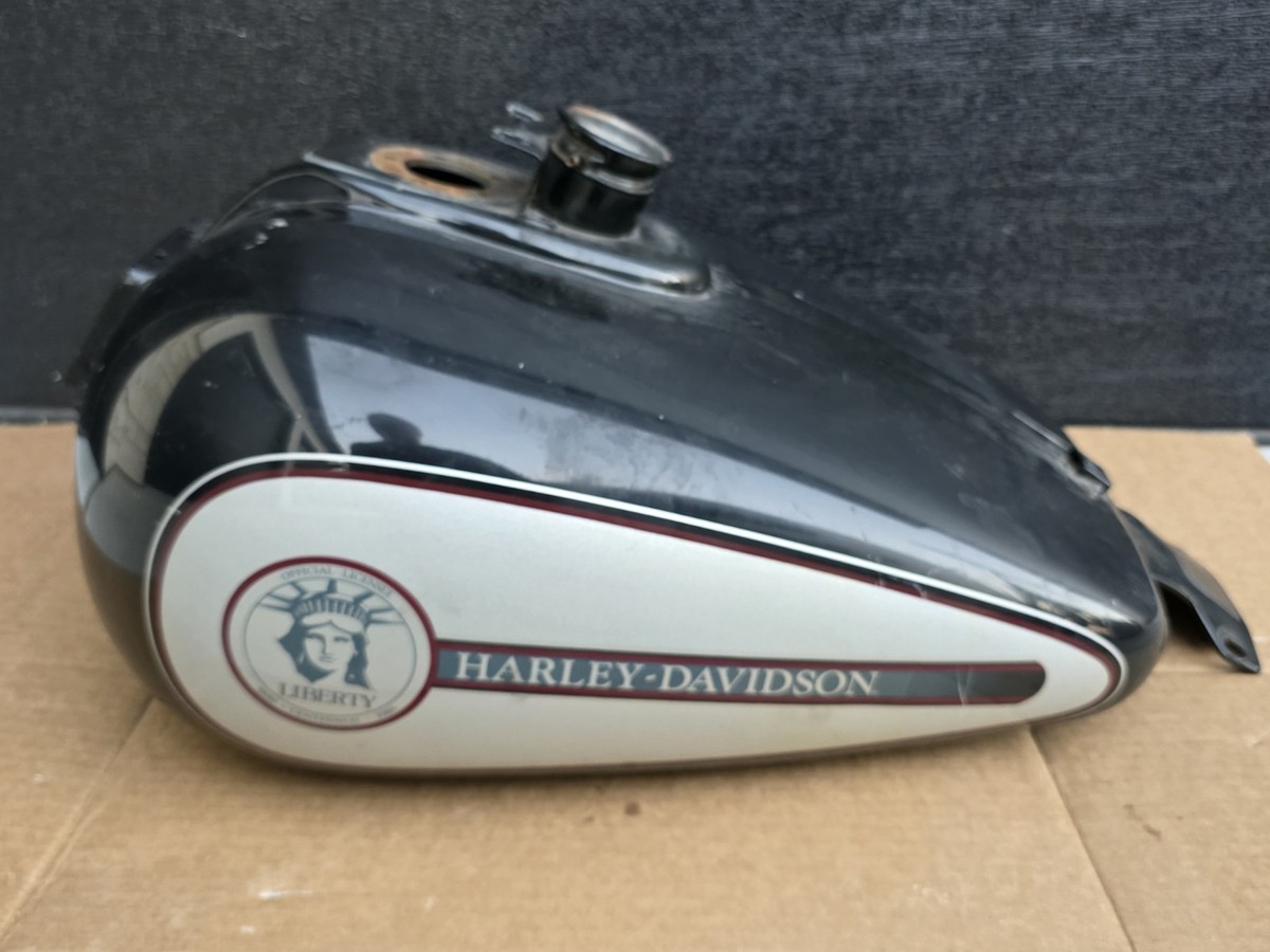 Harley Davidson ハーレー FXR タンク OEM Harley Davidson Liberty Edition FXR Gas Fuel Tank FXRT FXRS