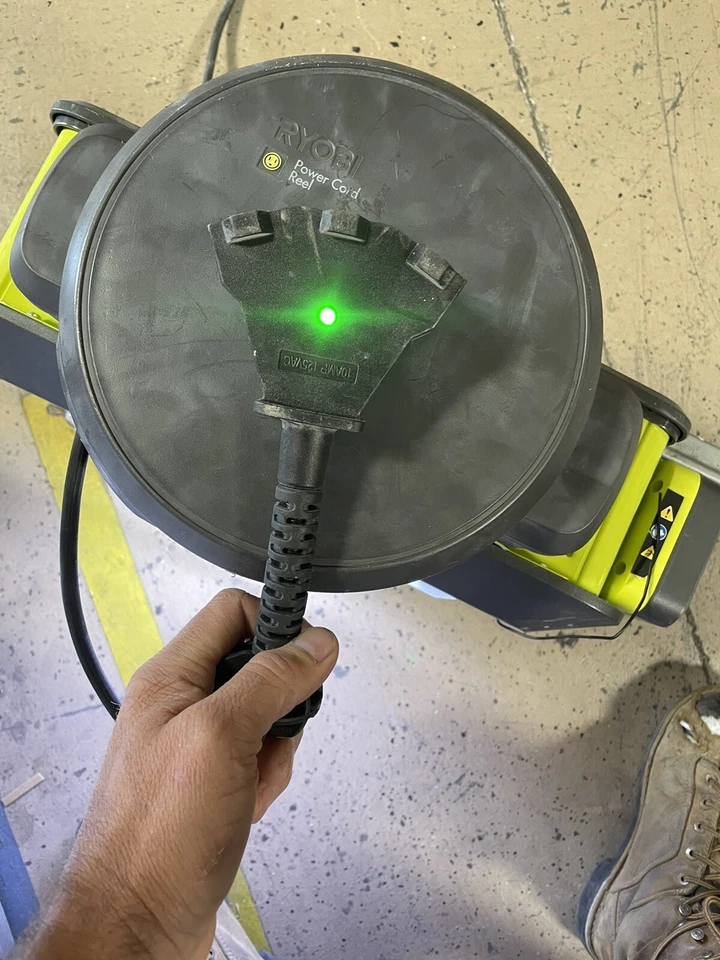 Carretel de cabo Ryobi 30’ GMD330 - Imagem 2 de 4