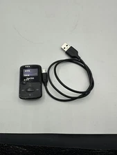 SANDISK CLIP JAM MP3 PLAYER 8GB BLACK DIGITAL MEDIA PLAYER  FM RADIO ~ LOOK!!