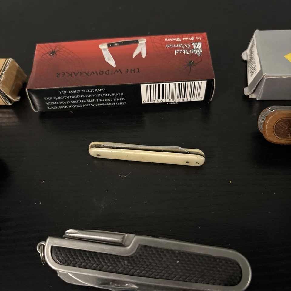 Lot Of Pockets Knife - Image 4 of 4