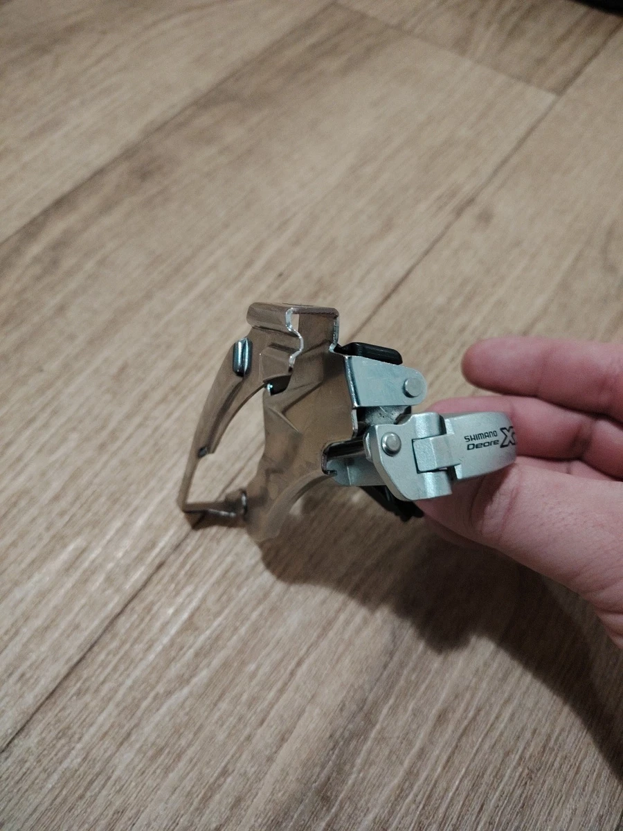 DERAILLEUR AVANT SHIMANO FD-MC30 TRIPLE 28.6mm Clamp FRONT