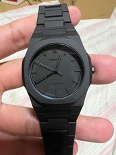Orologio D1 Milano Nero Analogico Quarzo Cinturino Slim Plastica Usato