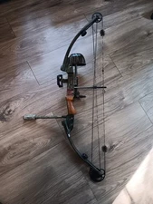 Mathews Feather Light Right Handed Bow 27.5/70 Set Up Camo