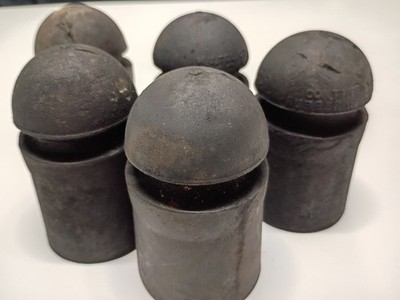 five pack of model r4 Continental rubber works insulators