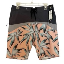 O'Neill Hyperfreak 20" Boardshort size 30 NWT