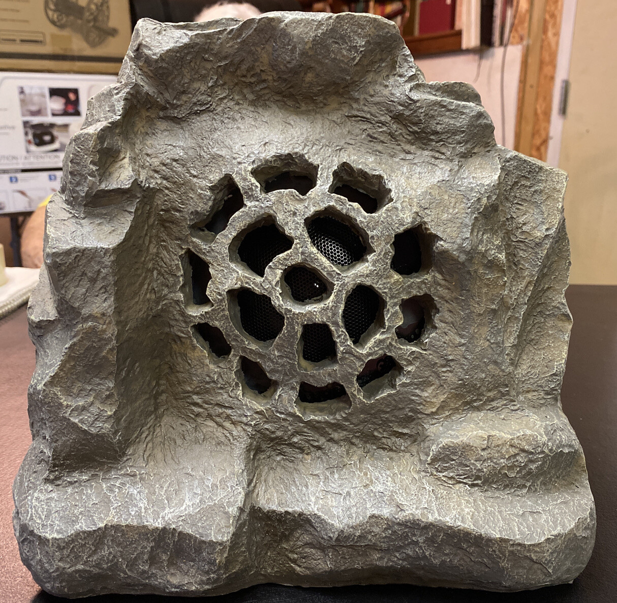 alpine solar bluetooth rock speaker