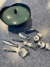 Japanese UNIQUE Blue White Ceramic Chopstick Rests Fish Pillow Baby  Rice Bowl