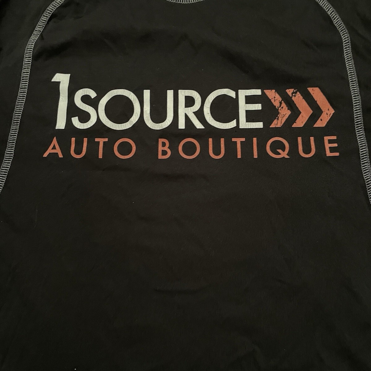 ALO Performance T-shirt Men SMALL Black Logo Outside Stitches