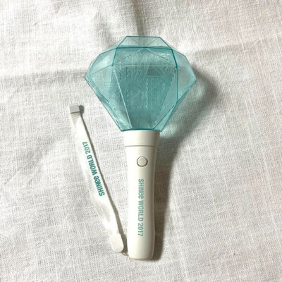 SHINee WORLD 2017 FIVE Offcial Live Goods Pen Light Stick Light