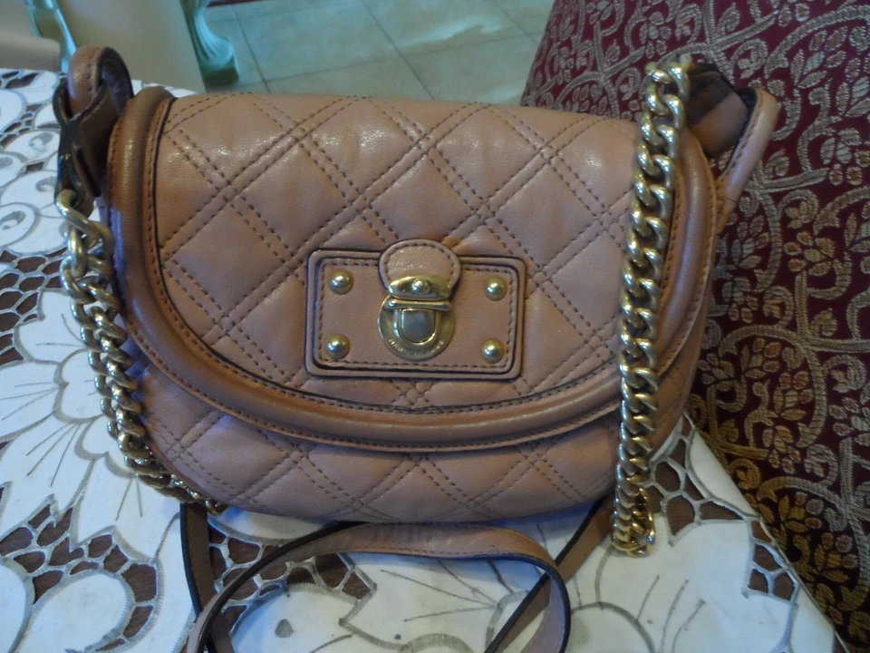 Bolso Bandolera Marc Jacobs Sillín Cuero Marrón Acolchado Foto 2 de 4