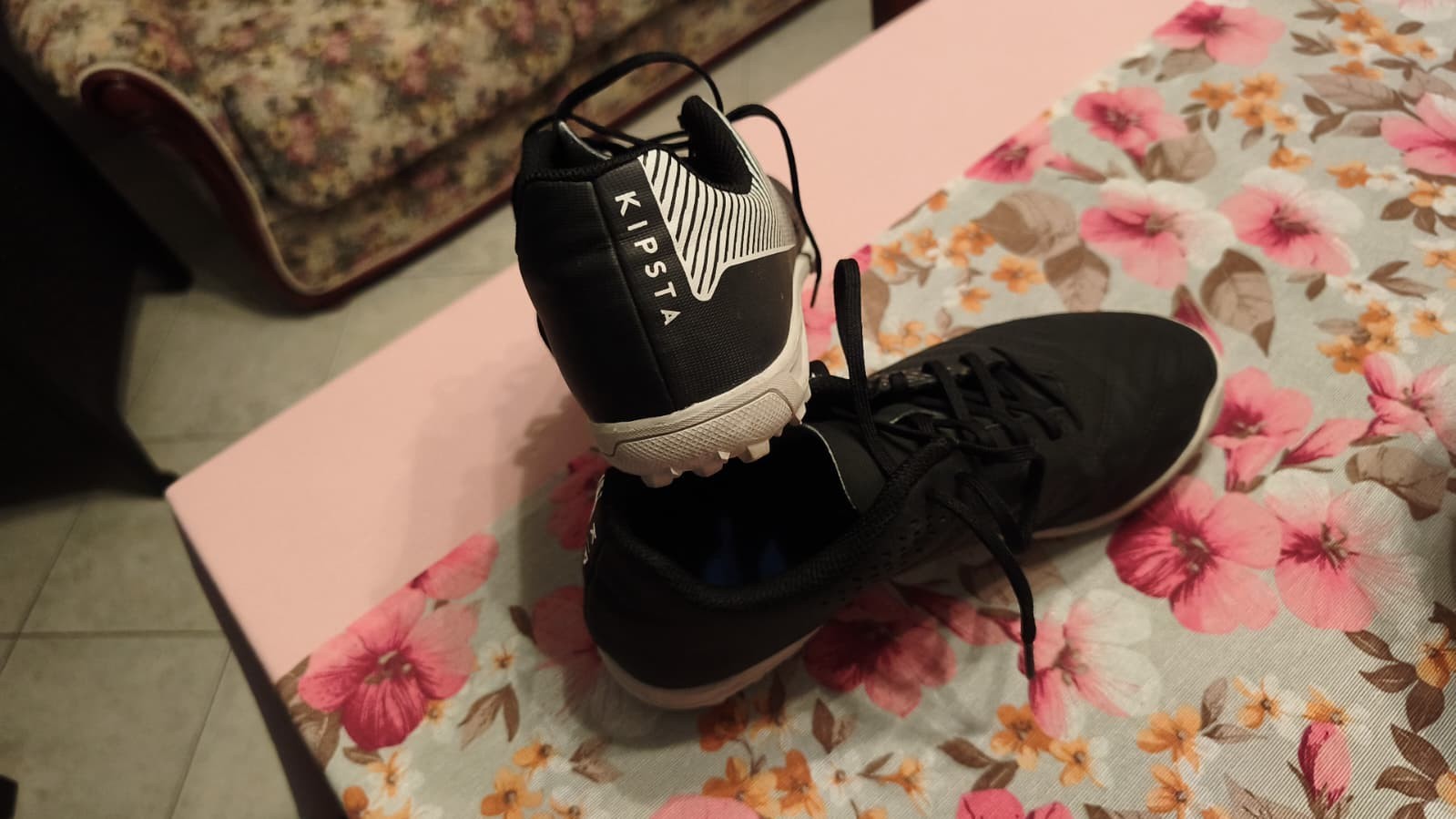 Scarpe Calcetto Kipsta Taglia 40