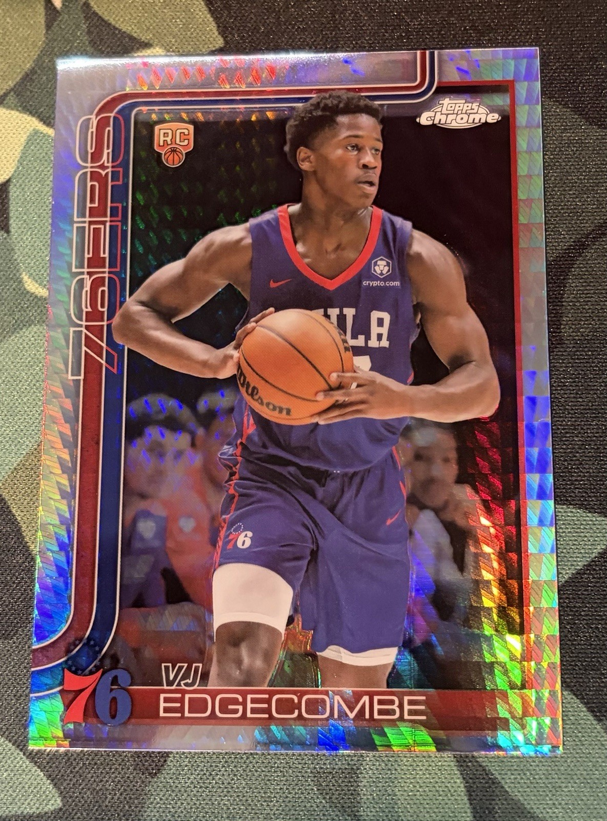 2025-26 Topps Chrome - VJ Edgecombe #253 Prism Refractor (RC)