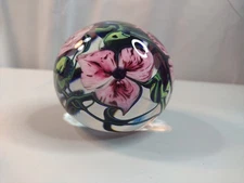 Signed Richard Olma 1998 3.5" Art Glass Hand Blown Flower Paperweight Pink Green