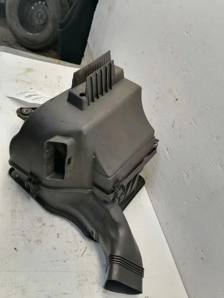 Air Cleaner Convertible Thru 9/05 Fits 01-06 BMW 330i 1434286 - Image 2 of 4