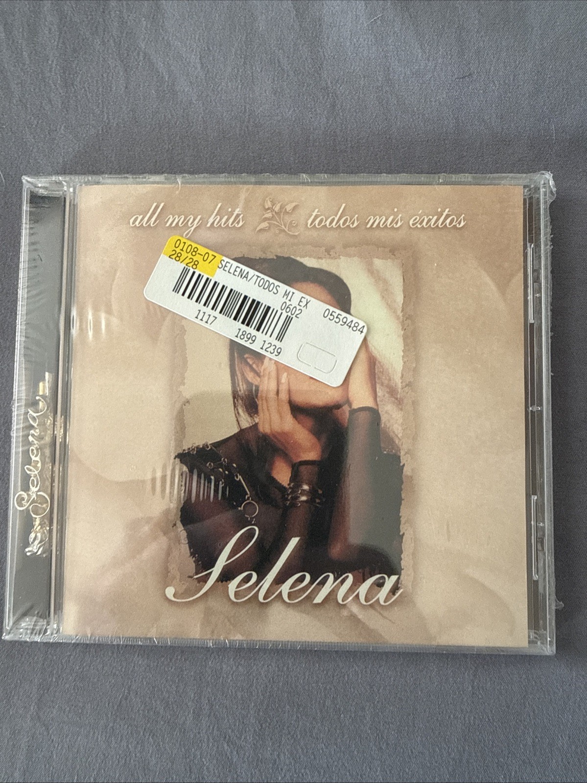 Selena : All My Hits Todos Mis Exitos (CD, 1999) W/ Rare Pin Spanish EMI Latin