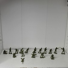 Louis Marx Cold War US Army Soldiers Lot 18 Figures 17 Poses 1960s Infantry