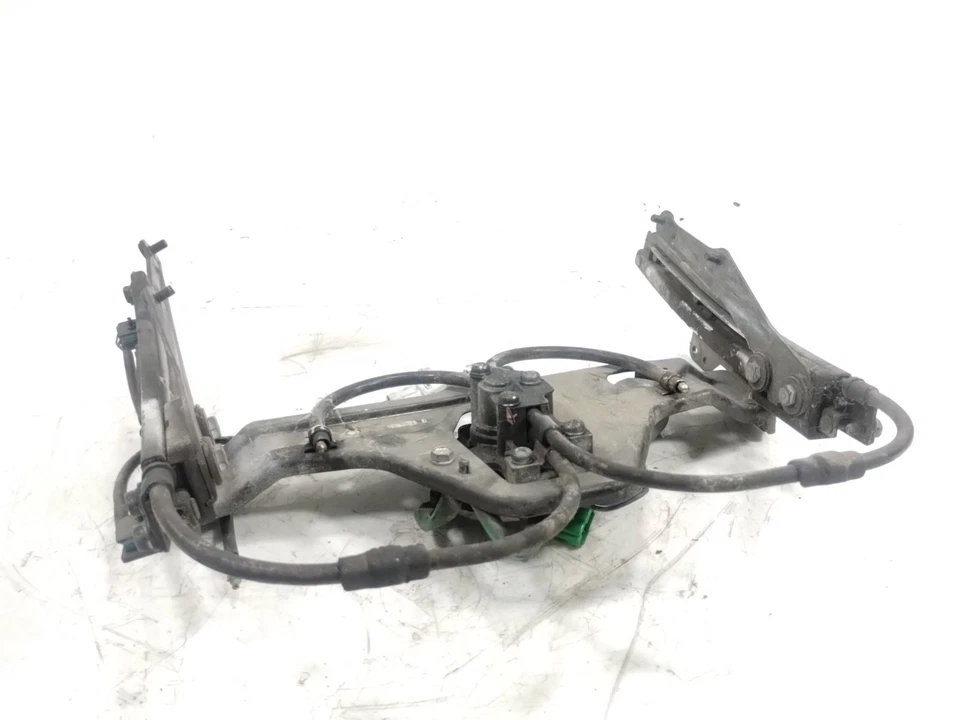 03-10 2005 Honda ST1300 P лобовое стекло экран привод двигателя регулятор крепление - Изображение 4 из 4