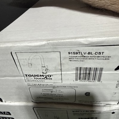 Delta 9159TLV-BL-DST Trinsic Kitchen Faucet Touch2O & VoiceIQ - Matte Black