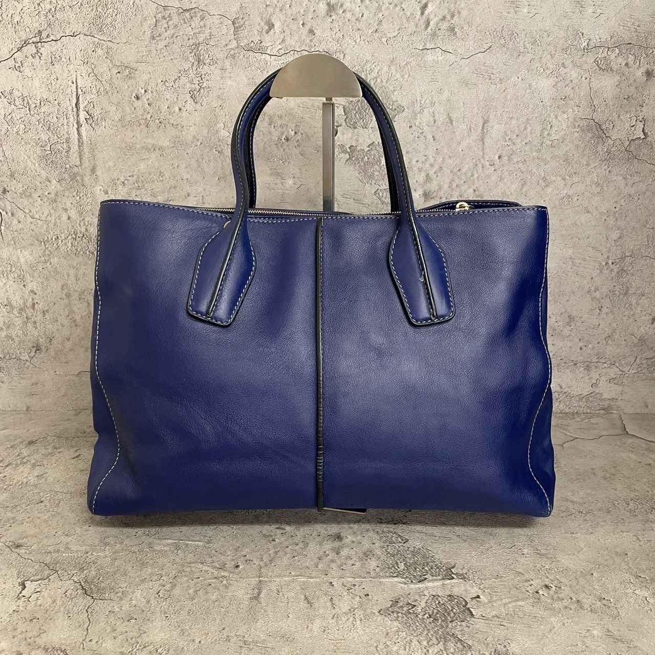TOD'S Hand Bag Tote Purse D Bag Leather Purple Blue Authentic