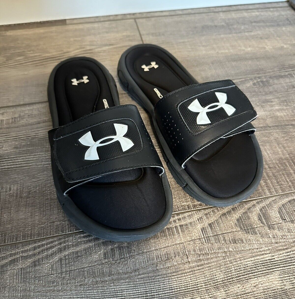 Under Armour 4D Youth Sandals Size 5Y Memory Foam Slides Black