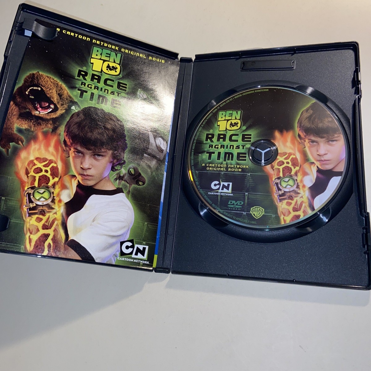 (未使用･未開封品)　Ben 10: Race Against Time [DVD] [Import] sdt40b8 Cartoon-Network-Classic-Ben-10