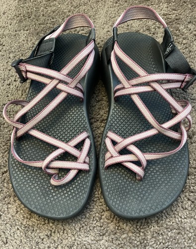 womens chaco size 10