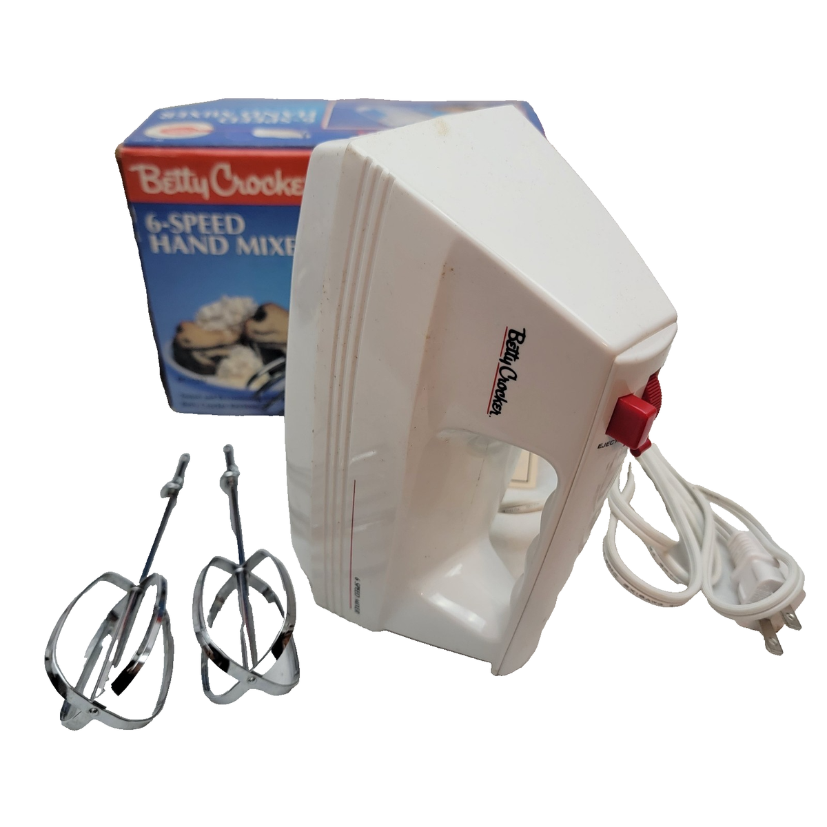 Betty Crocker Hand Mixer #BC-1204 has 6 Speeds Pre-Owned in