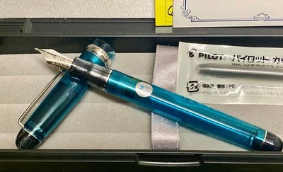 Pilot Custom 74 Fountain Pen 14K M Nib Transparent Turquoise Green Unused