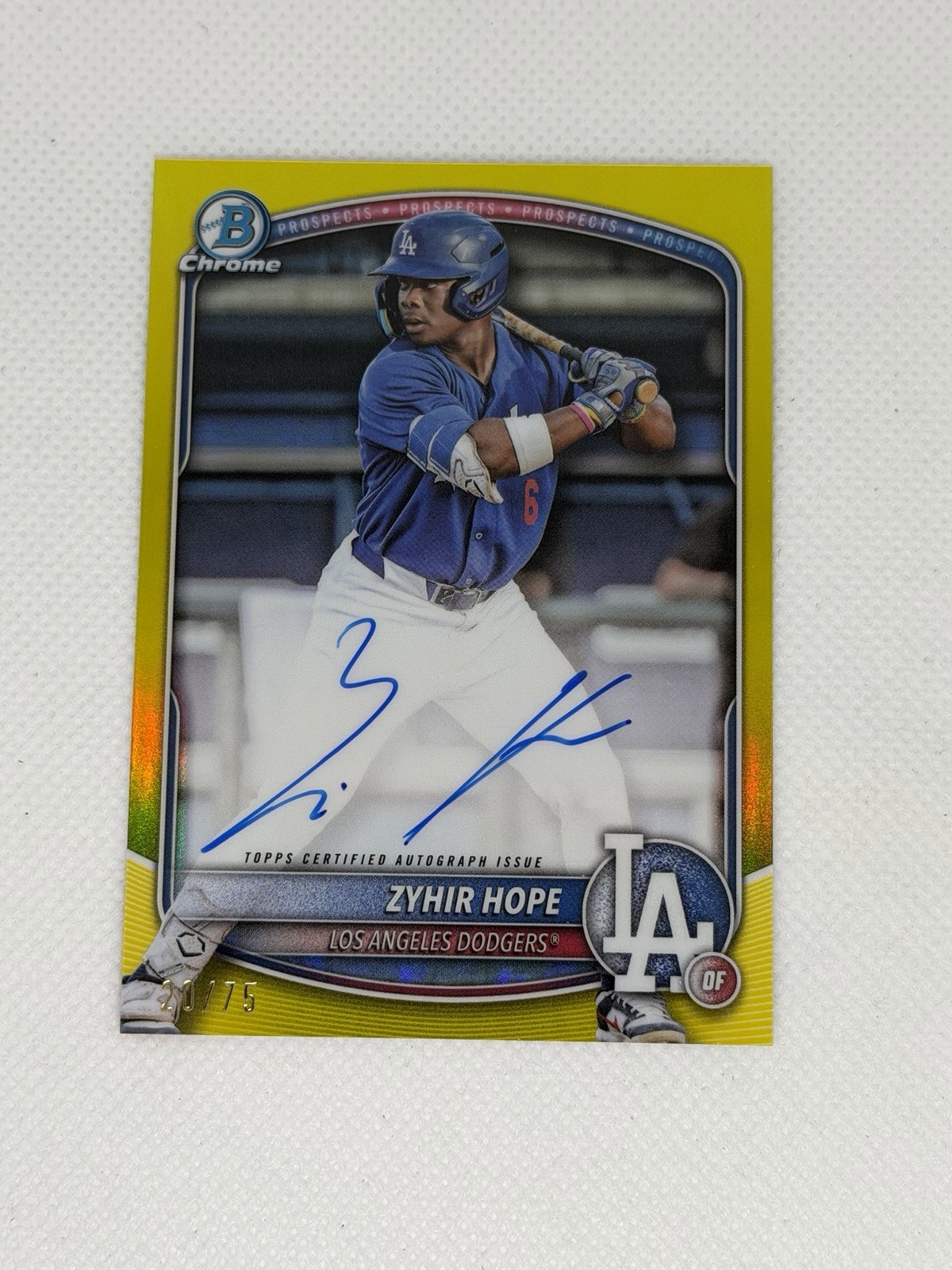 2025 BOWMAN 1ST CHROME ZYHIR HOPE YELLOW REFRACTOR AUTOGRAPH /75 #CPAZH RC