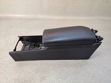 Mercedes-Benz SLK R172 2011 Mitte Armlehne A1726800350 AOP36073 Mercedes-Benz SLK R172 2011 Mitte Armlehne A1726800350 AOP36073